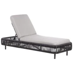 Beliani Tuinligstoel OSINI - Grijs Pe Rotan 7 Beliani Tuinligstoel OSINI - Grijs Pe Rotan -Leenbakker Winkel 783a515f303a4266862d1d0ffd097932