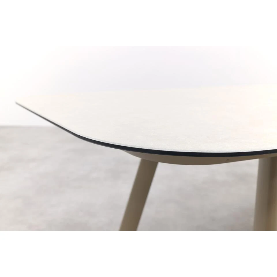 Taste Manolo Tuintafel 240x103 Cm. - Deens Ovaal - Latte 2 Taste Manolo Tuintafel 240x103 Cm. - Deens Ovaal - Latte - Afbeelding 2
