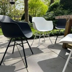 Nolon Noa-Puk Kunststof Tuinstoel Wit - Wit Onderstel 14 Nolon Noa-Puk Kunststof Tuinstoel Wit - Wit Onderstel -Leenbakker Winkel d2226f4402d541b08a272f81801ceb57